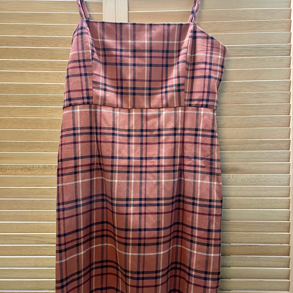 Forever 21 Pink and Black Spaghetti Strap Midi Sundress